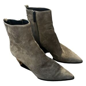Kendall & Kylie Felix Olive Green Suede Studded Pointy Toe Ankle Boots Size 6.5